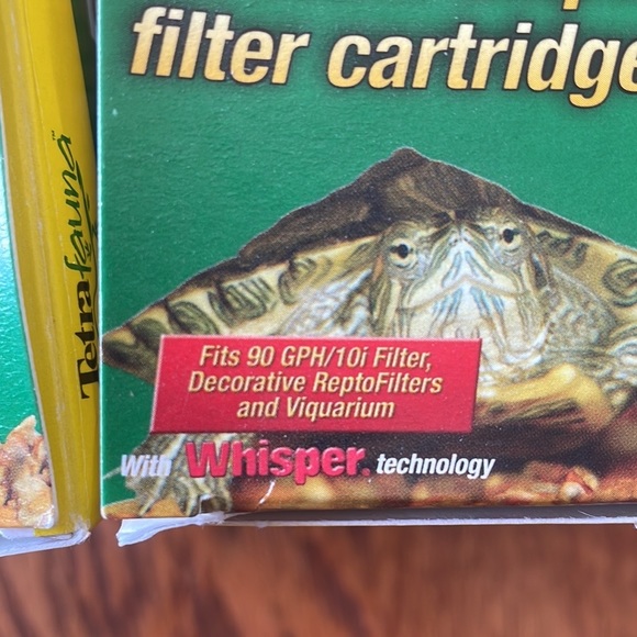 Two (2) Boxes Tetrafauna Medium Disposable Filters - Picture 2 of 4